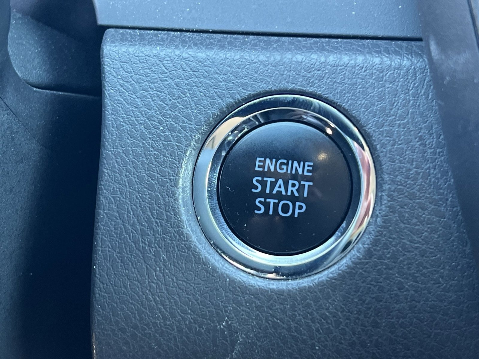 Used 2018 Toyota Camry XLE image 32