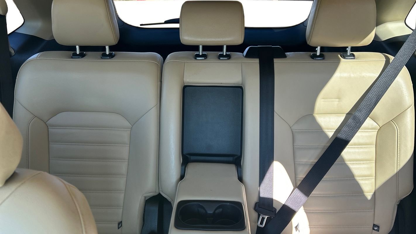 Used 2020 Ford Edge SEL image 20