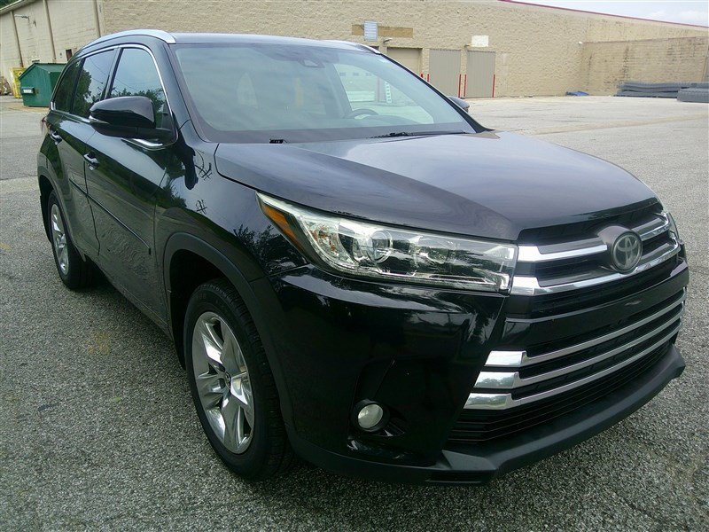 Used 2017 Toyota Highlander Limited AWD/4WD image 7