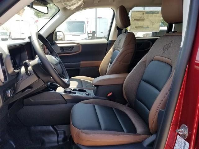 New 2025 Ford Bronco Sport Outer Banks w/ Sasquatch Outer Banks Package image 15