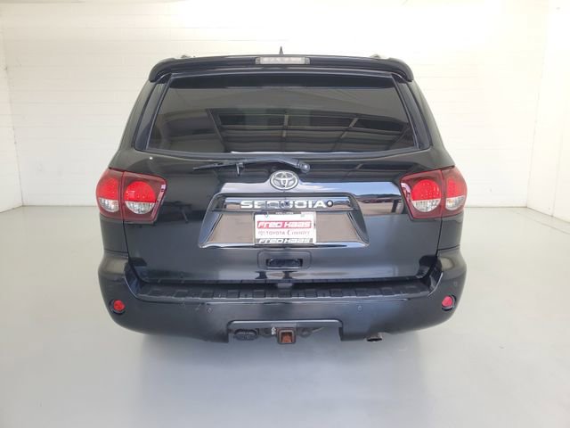 Used 2018 Toyota Sequoia SR5 RWD image 6