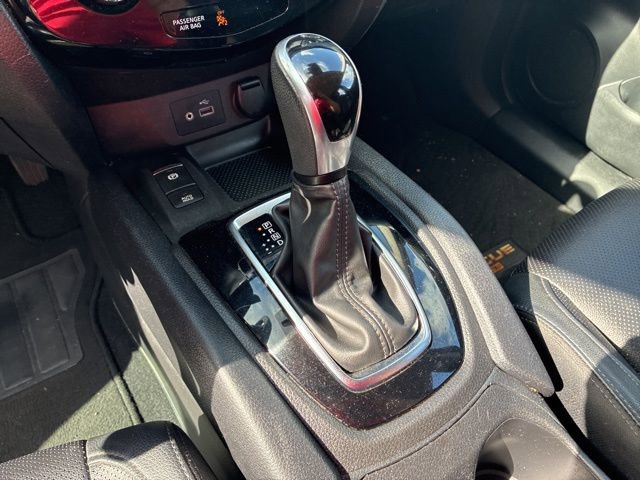 Used 2022 Nissan Rogue Sport SL image 25