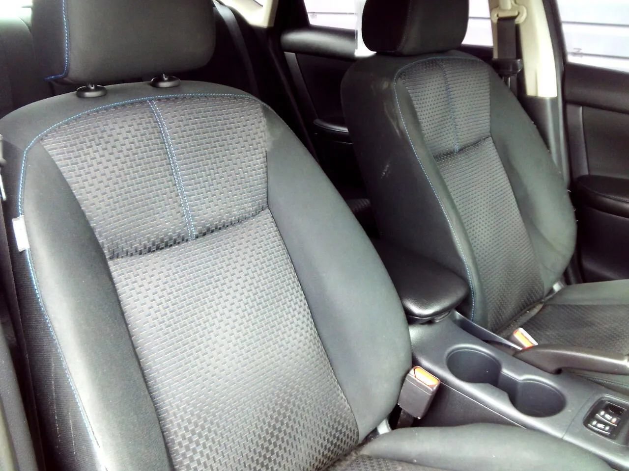 Used 2019 Nissan Sentra SR FWD image 33