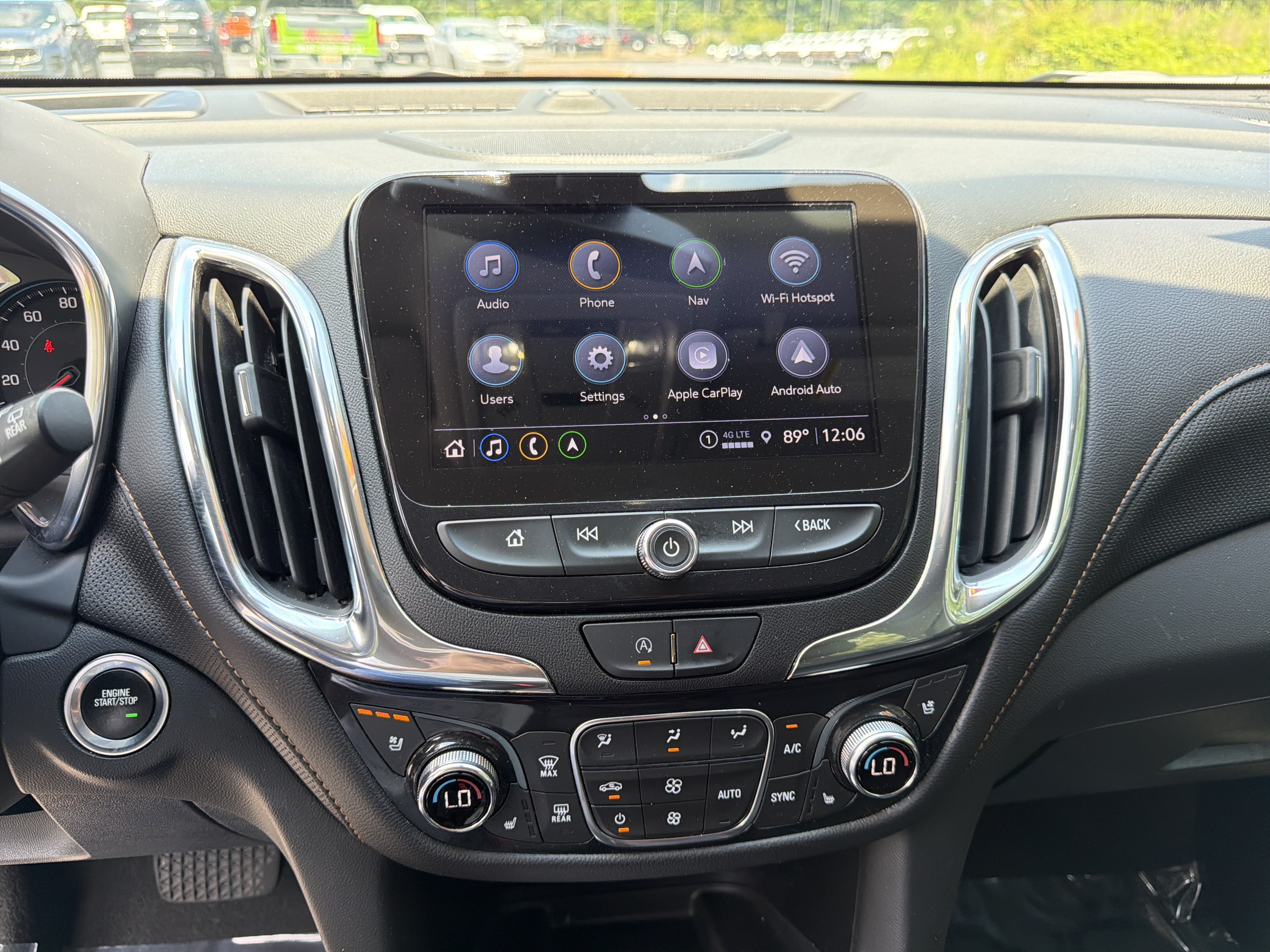 Used 2022 Chevrolet Equinox Premier FWD image 28
