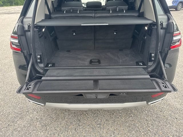 Used 2024 BMW X7 xDrive40i w/ Premium Package AWD/4WD image 31