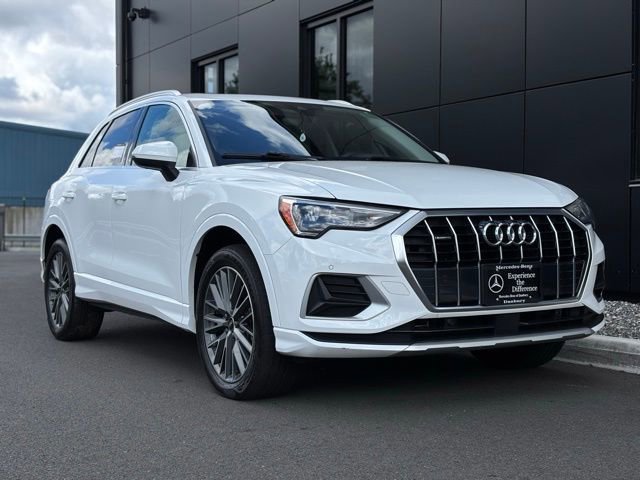 Used 2022 Audi Q3 2.0T Premium w/ Convenience Package AWD/4WD image 9