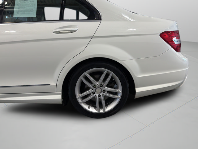 Used 2012 Mercedes-Benz C 250 Sedan image 33