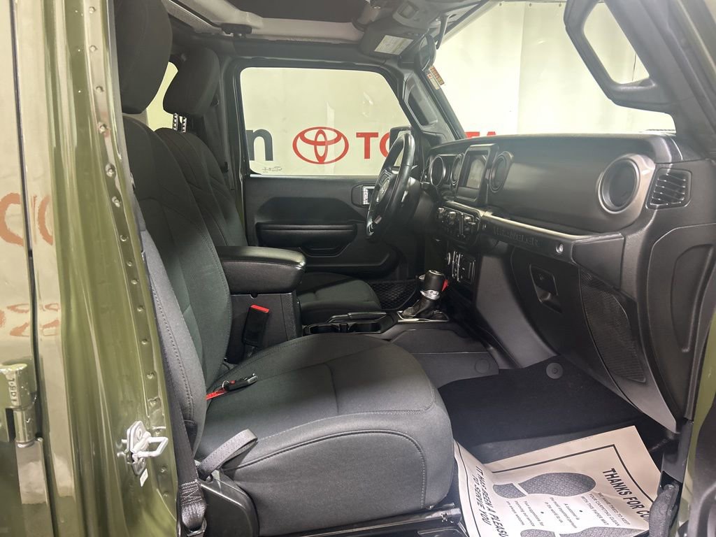Used 2021 Jeep Wrangler Unlimited Sport image 13