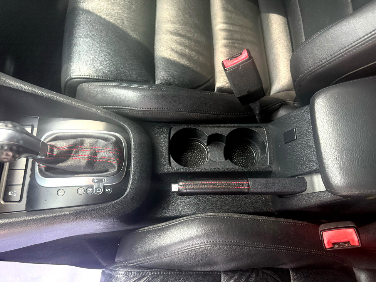 Used 2014 Volkswagen GTI Driver's Edition image 33