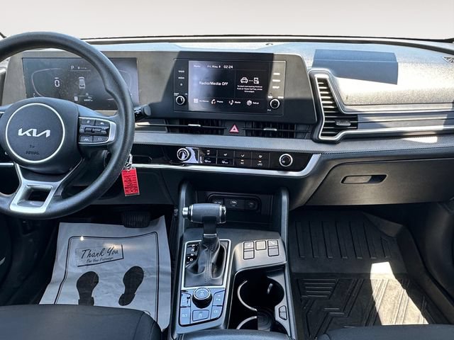 Used 2023 Kia Sportage LX AWD/4WD image 11