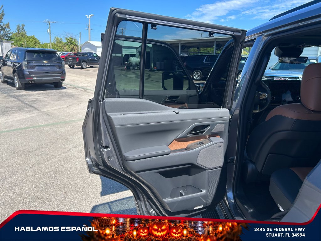 Used 2025 Lexus GX 550 w/ Cold Area Package AWD/4WD image 29