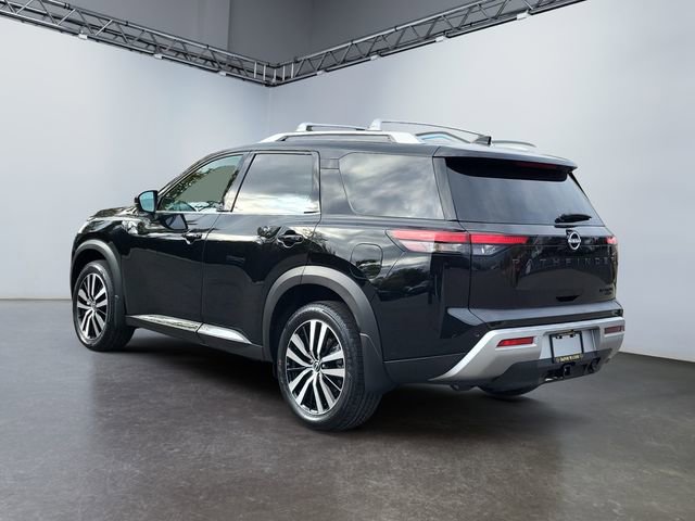 New 2025 Nissan Pathfinder Platinum image 5