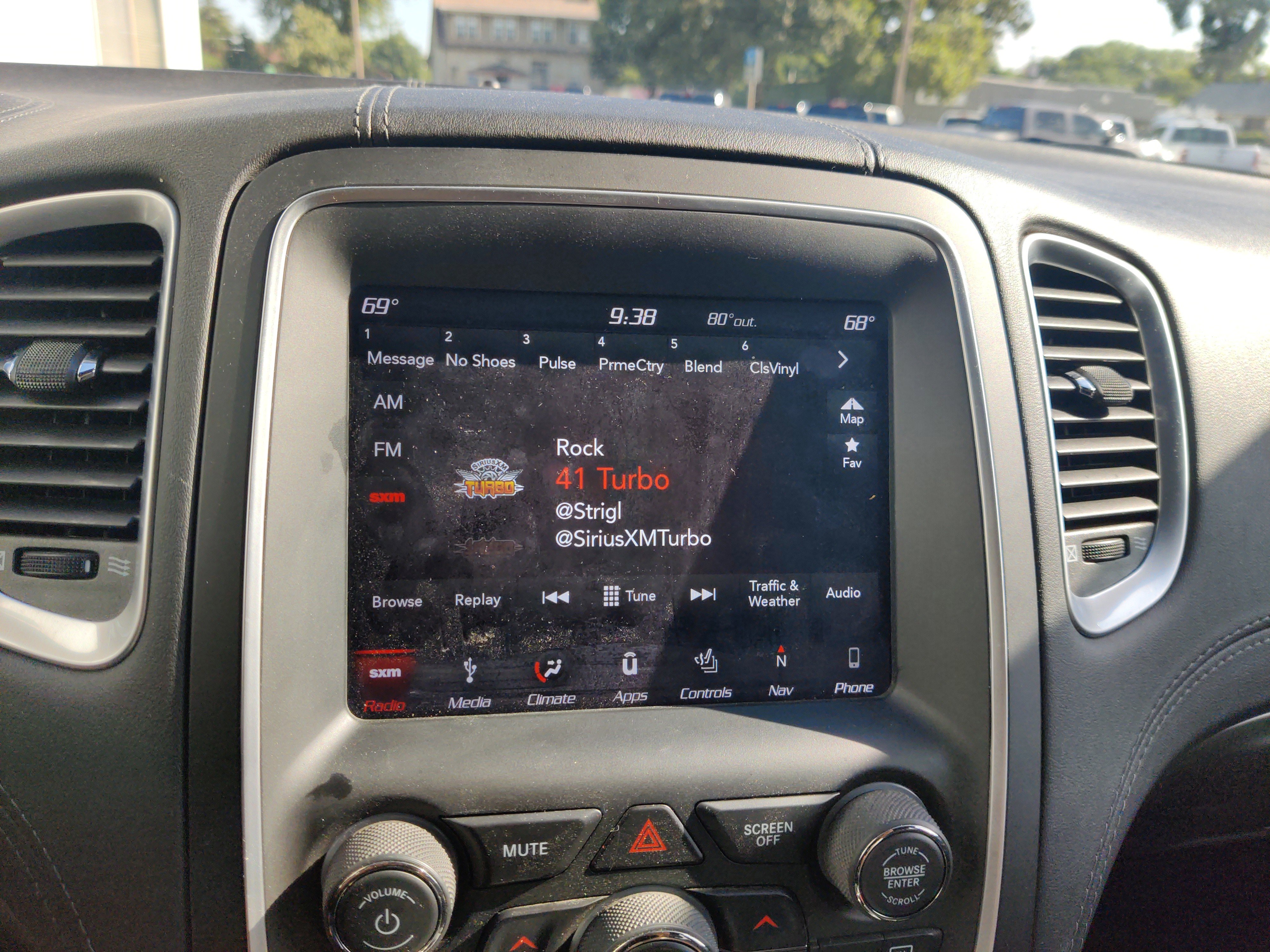 Used 2018 Dodge Durango Citadel image 19