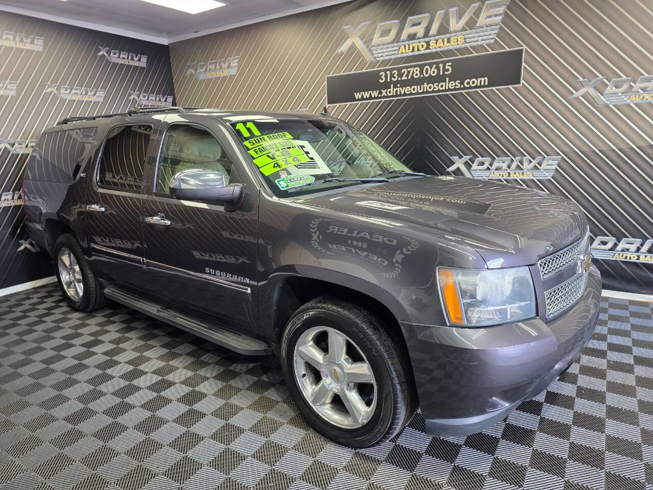 Used 2011 Chevrolet Suburban LTZ image 8
