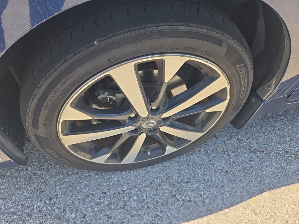 Used 2018 Nissan Altima 2.5 SR FWD image 9