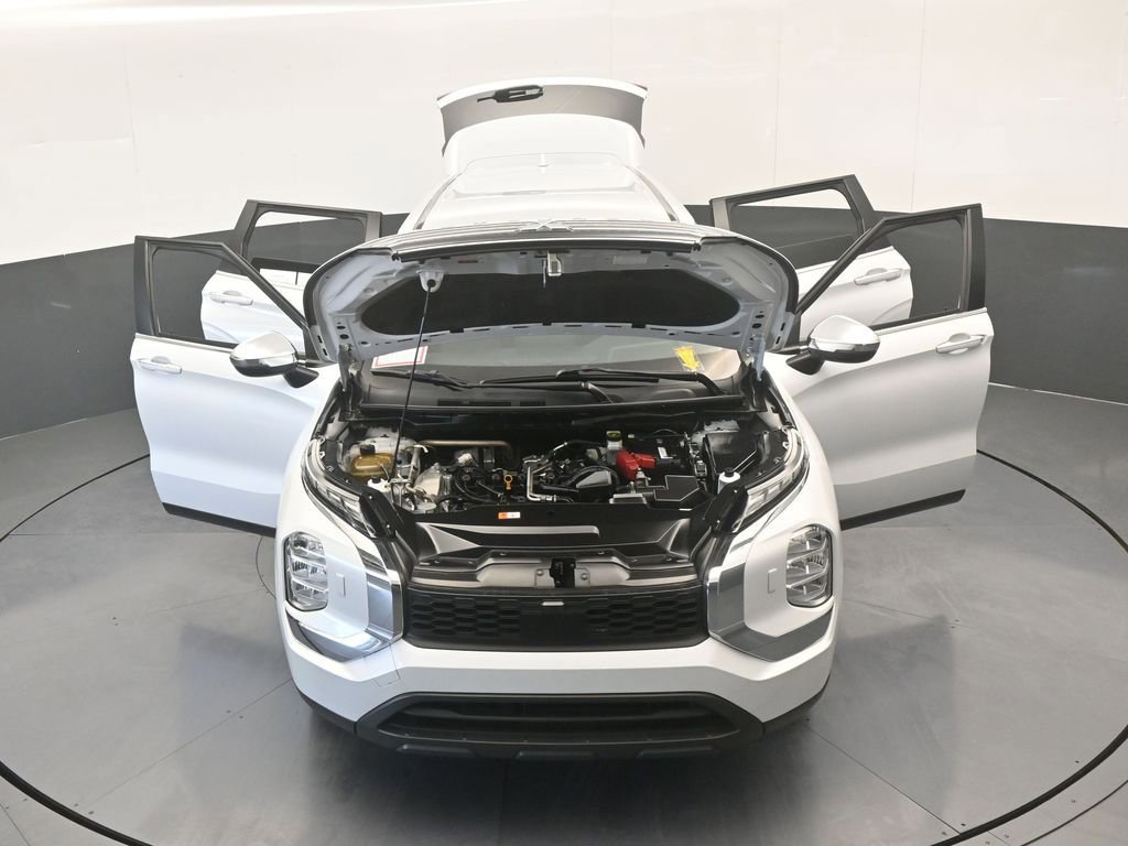 Used 2022 Mitsubishi Outlander ES image 68