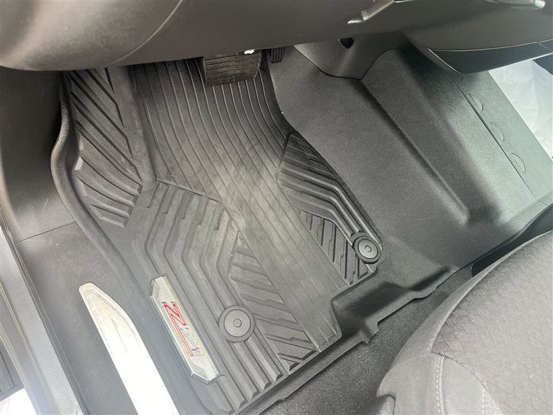 Used 2021 Chevrolet Silverado 1500 RST image 12