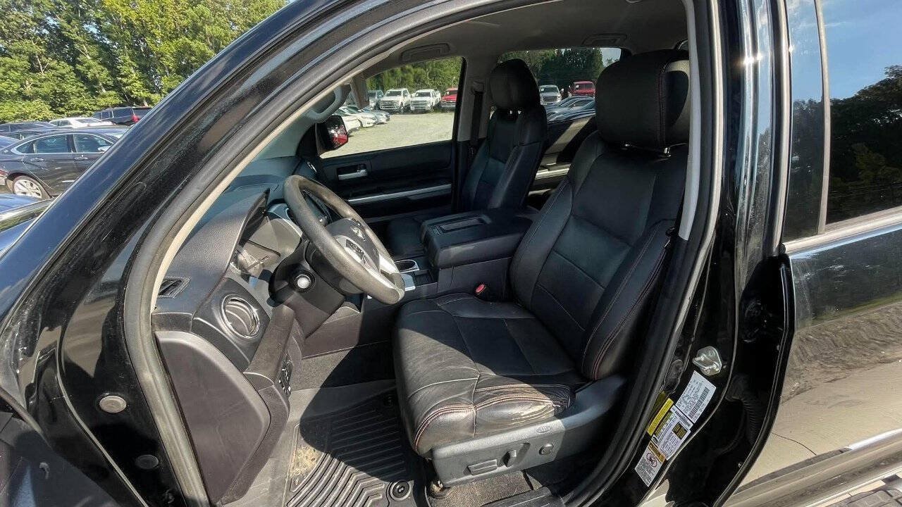 Used 2015 Toyota Tundra SR5 w/ SR5 Upgrade Package RWD image 26