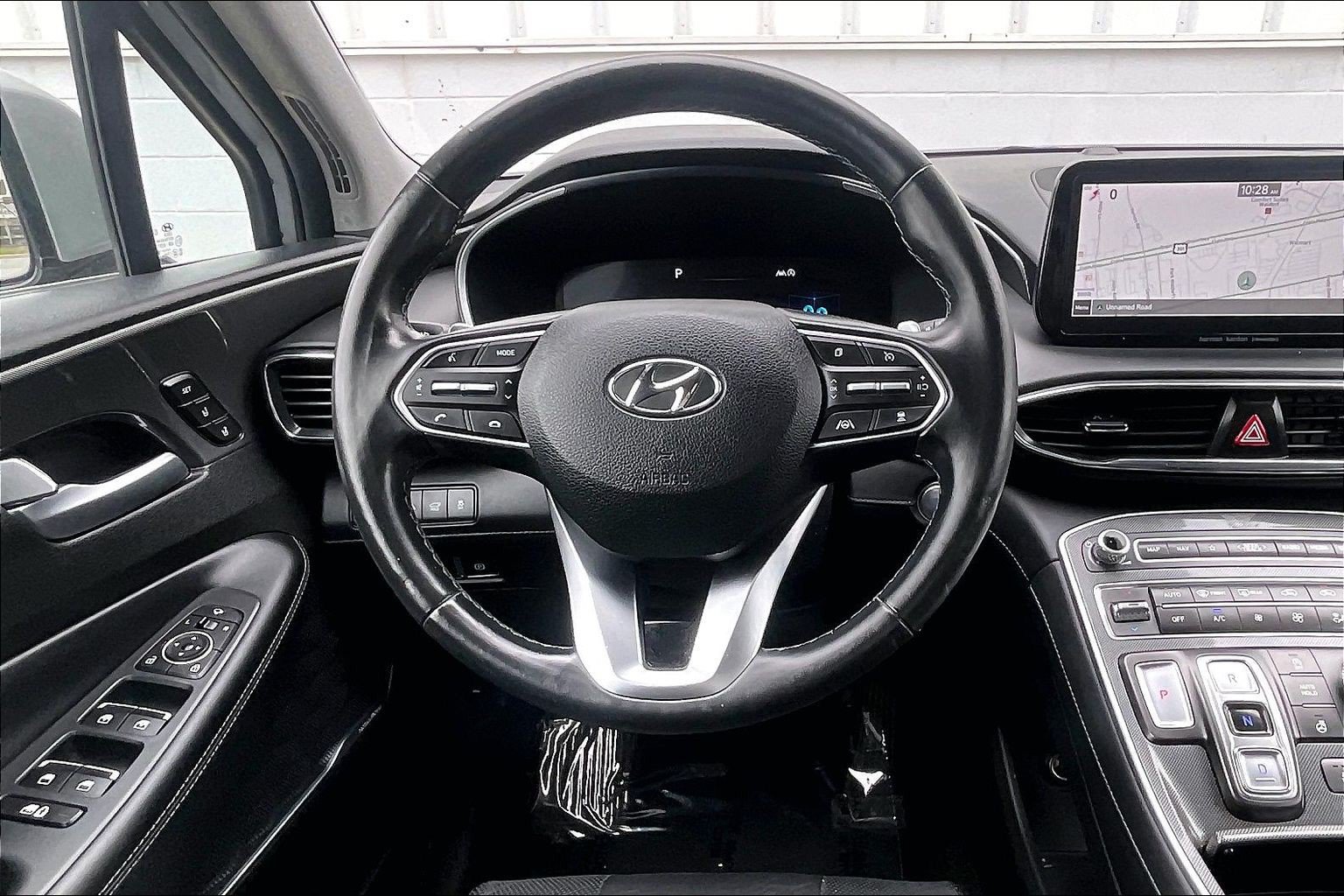 Used 2022 Hyundai Santa Fe Limited AWD/4WD image 6