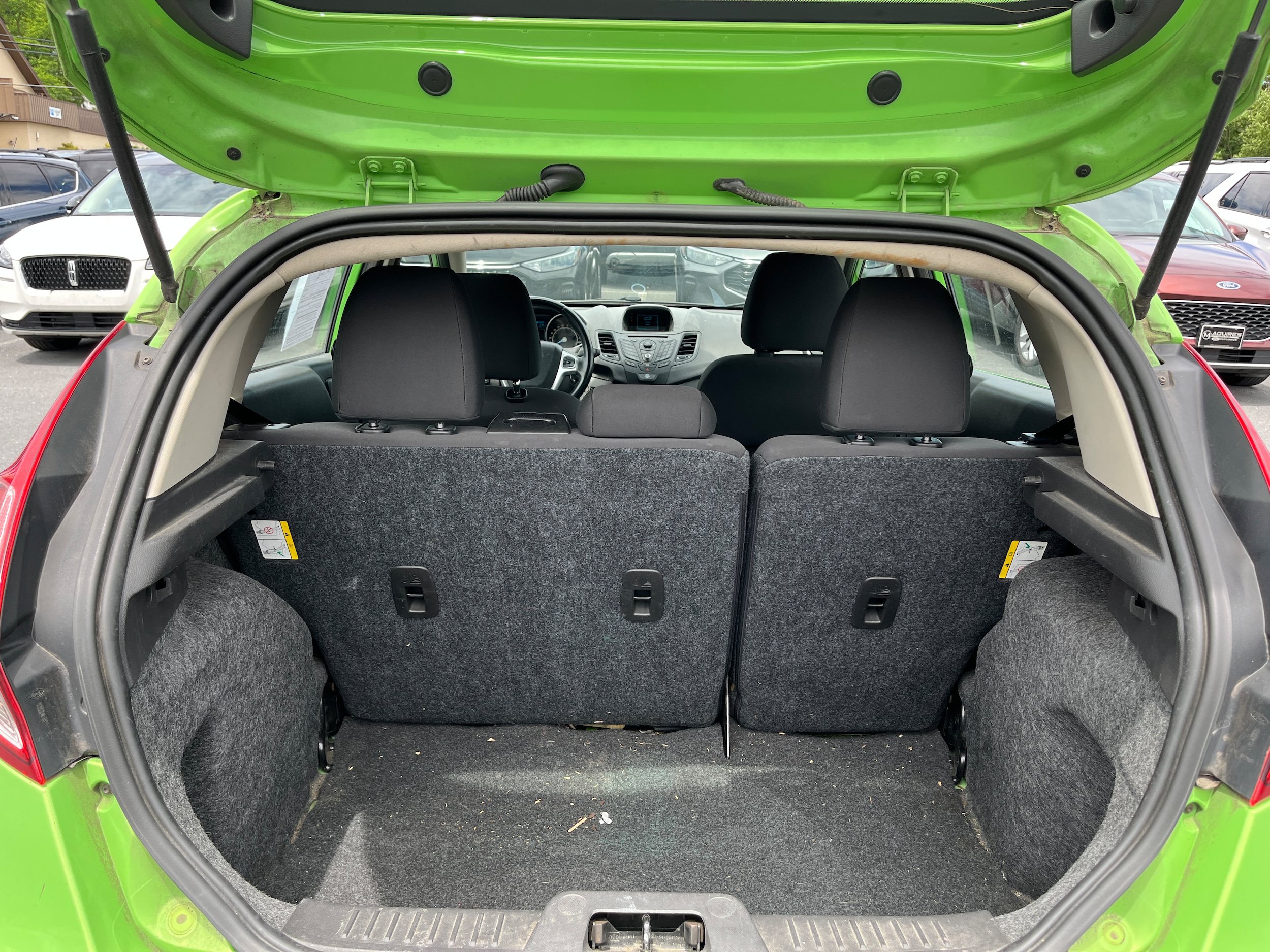 Used 2015 Ford Fiesta SE w/ Comfort Package FWD image 13