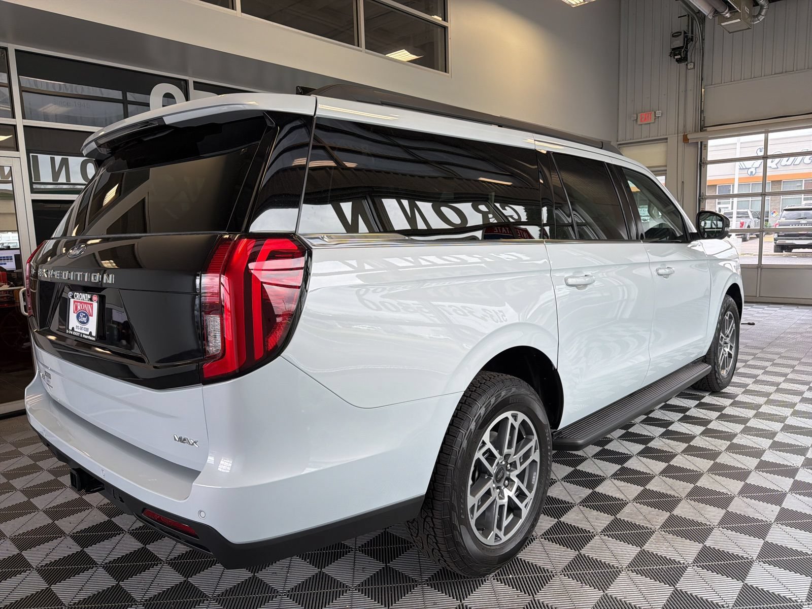 New 2026 Ford Expedition Max Active AWD/4WD image 6