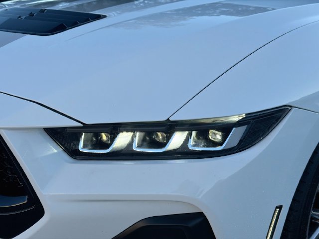 Used 2024 Ford Mustang GT Premium RWD image 9
