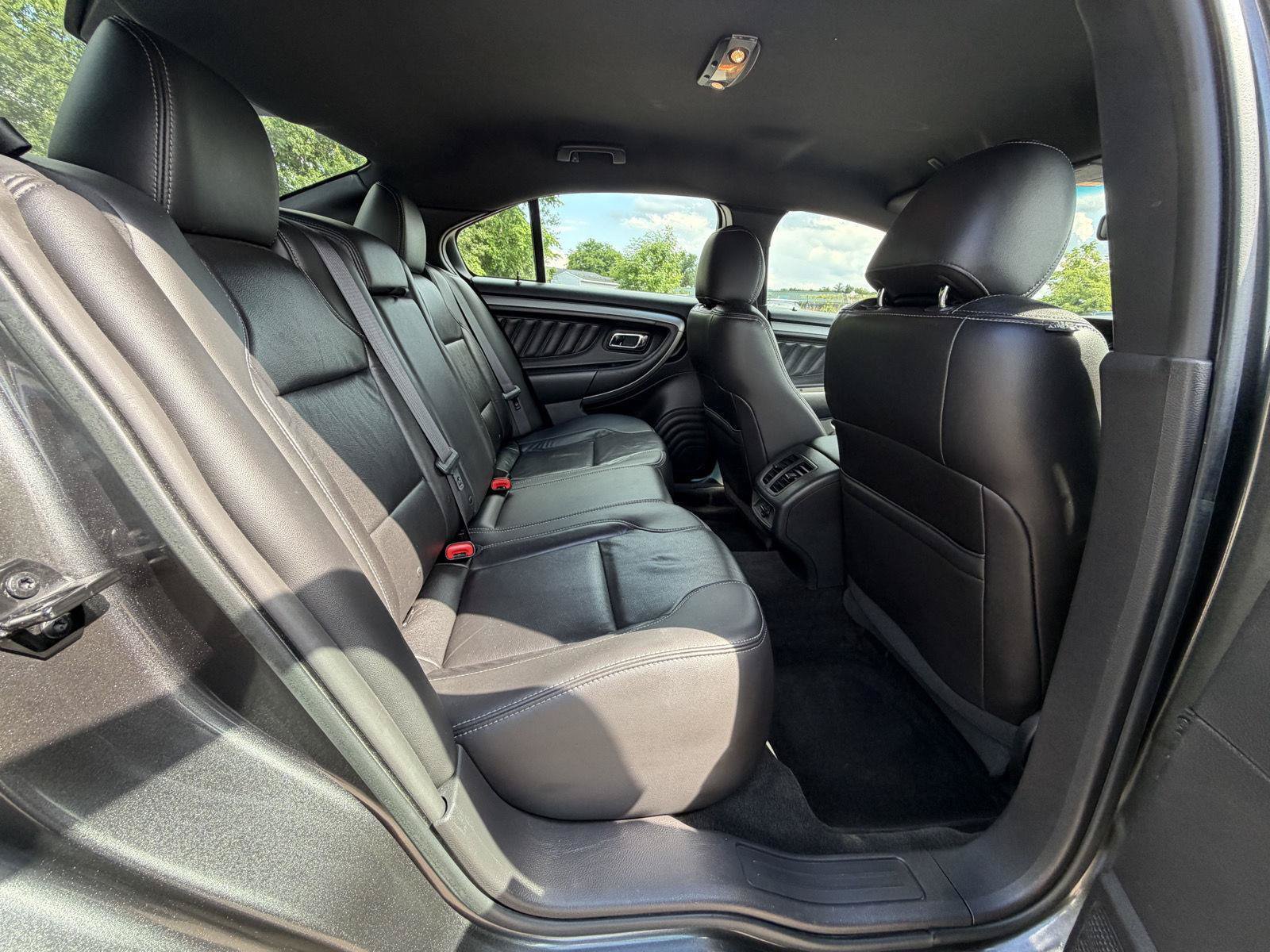 Used 2015 Ford Taurus SEL AWD/4WD image 22