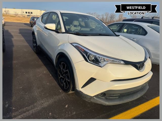 Used 2019 Toyota C-HR image 1