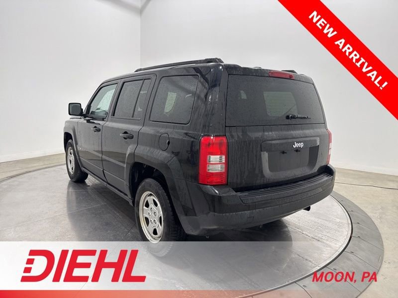 Used 2017 Jeep Patriot Sport w/ Power Value Group FWD image 5