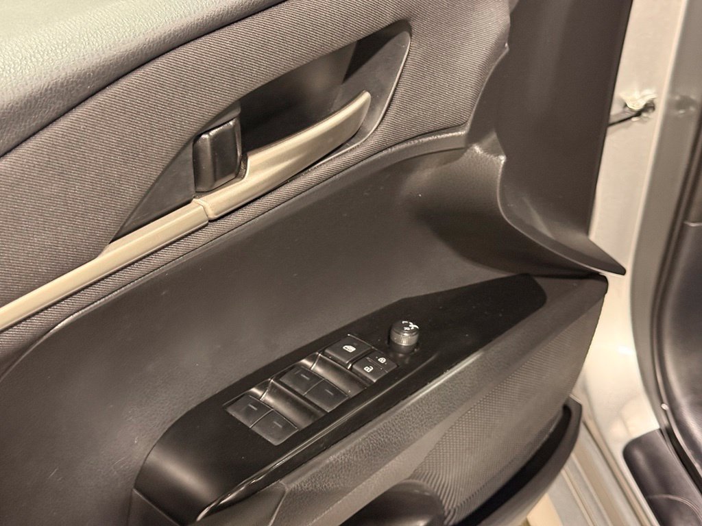 Used 2025 Toyota Camry LE FWD image 14