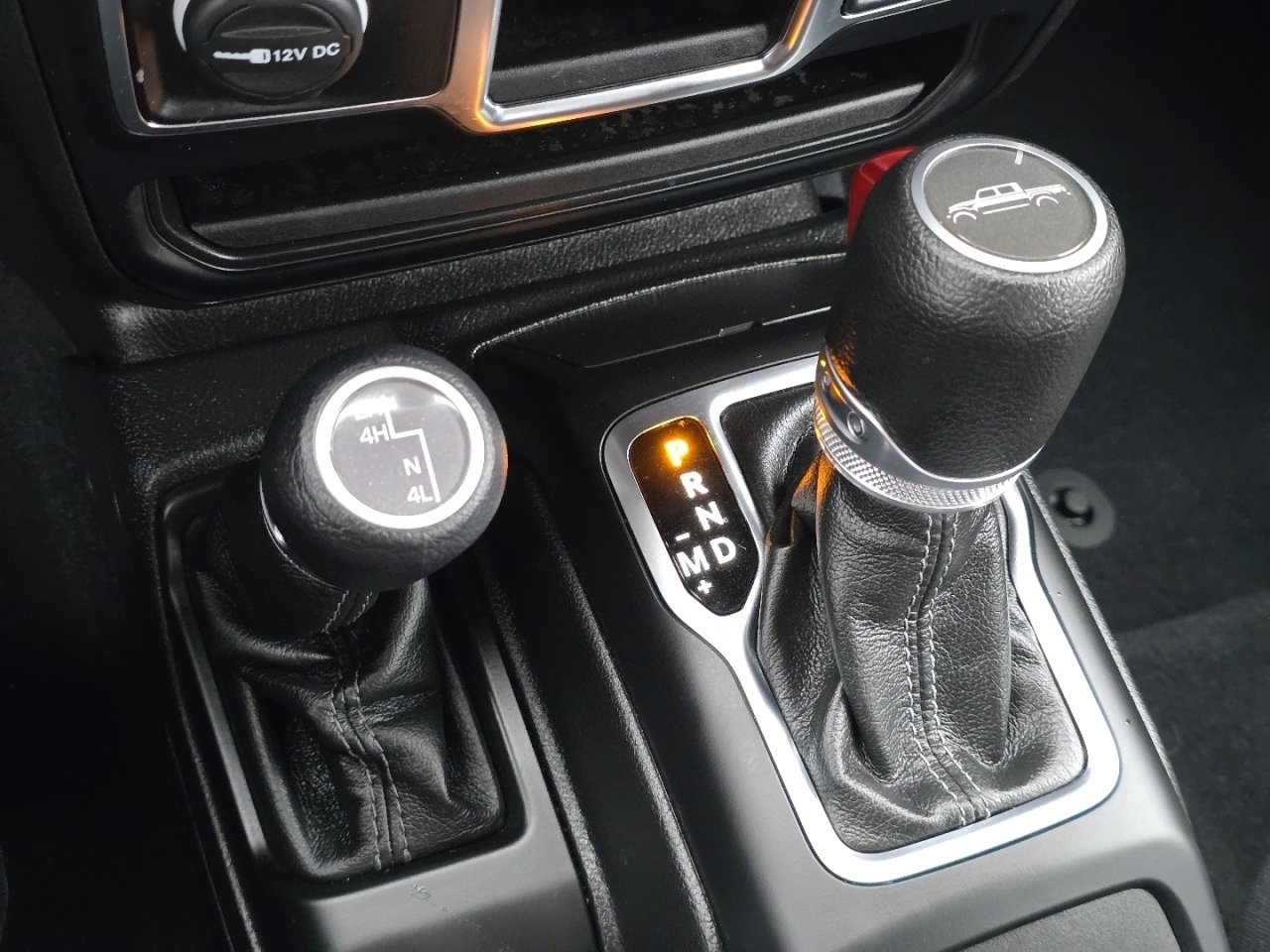 Used 2024 Jeep Gladiator Sport image 31