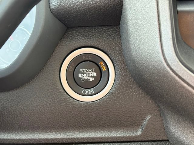 Used 2024 RAM 5500 Tradesman AWD/4WD image 17