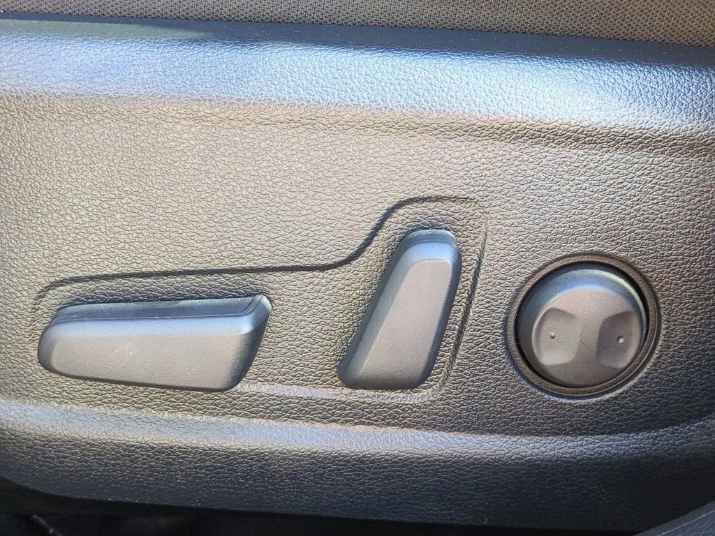 Used 2024 Kia Seltos EX image 20