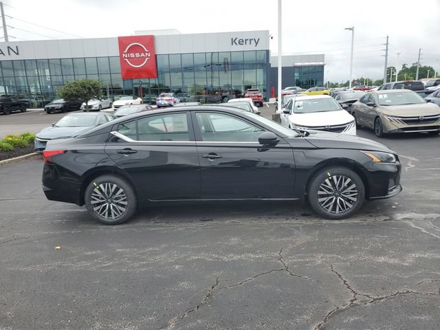 New 2026 Nissan Altima 2.5 SV AWD/4WD image 8