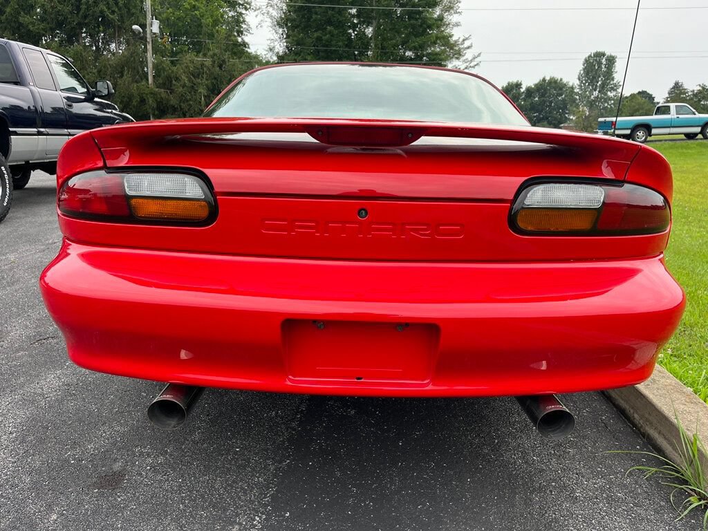 Used 2000 Chevrolet Camaro LT RWD image 8