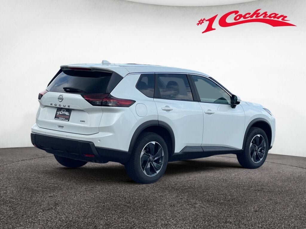 Used 2025 Nissan Rogue SV AWD/4WD image 27