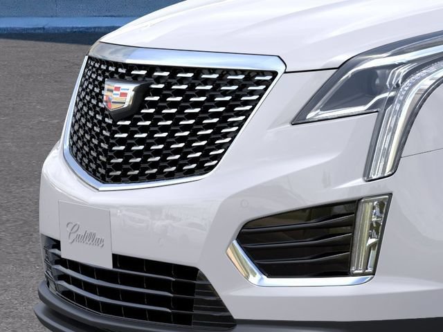 New 2026 Cadillac XT5 Luxury w/ LPO, Floor Liner Package AWD/4WD image 13