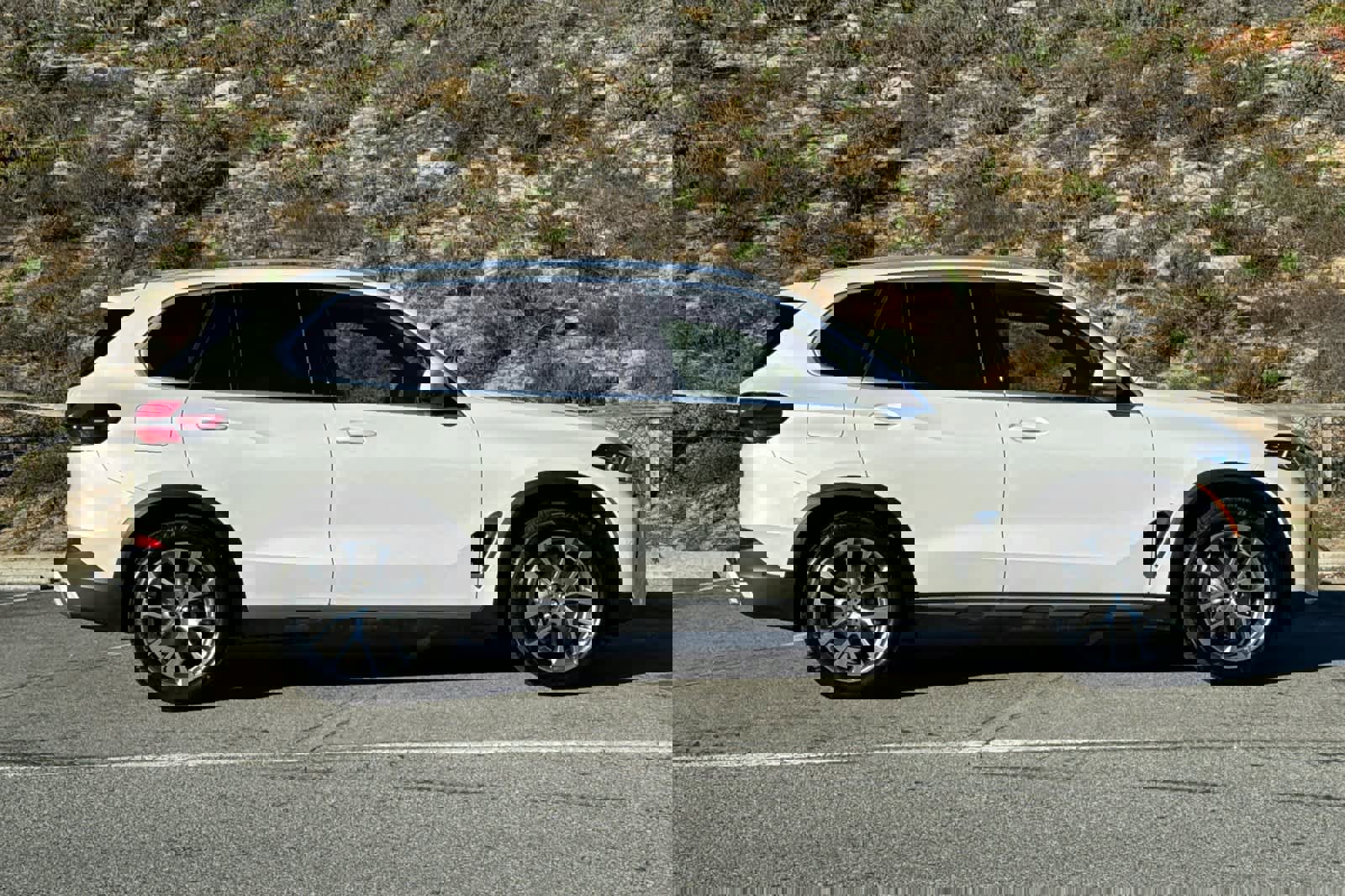 Used 2025 BMW X5 xDrive40i image 6