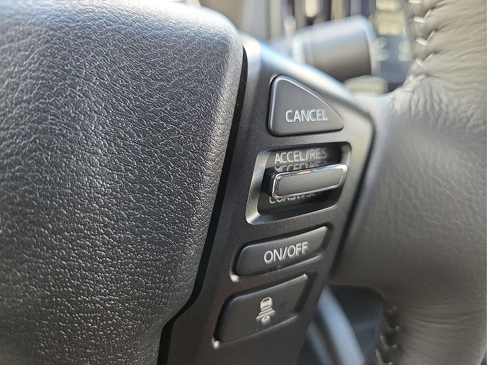 New 2026 Nissan Frontier SV w/ All-Weather Content Package image 18