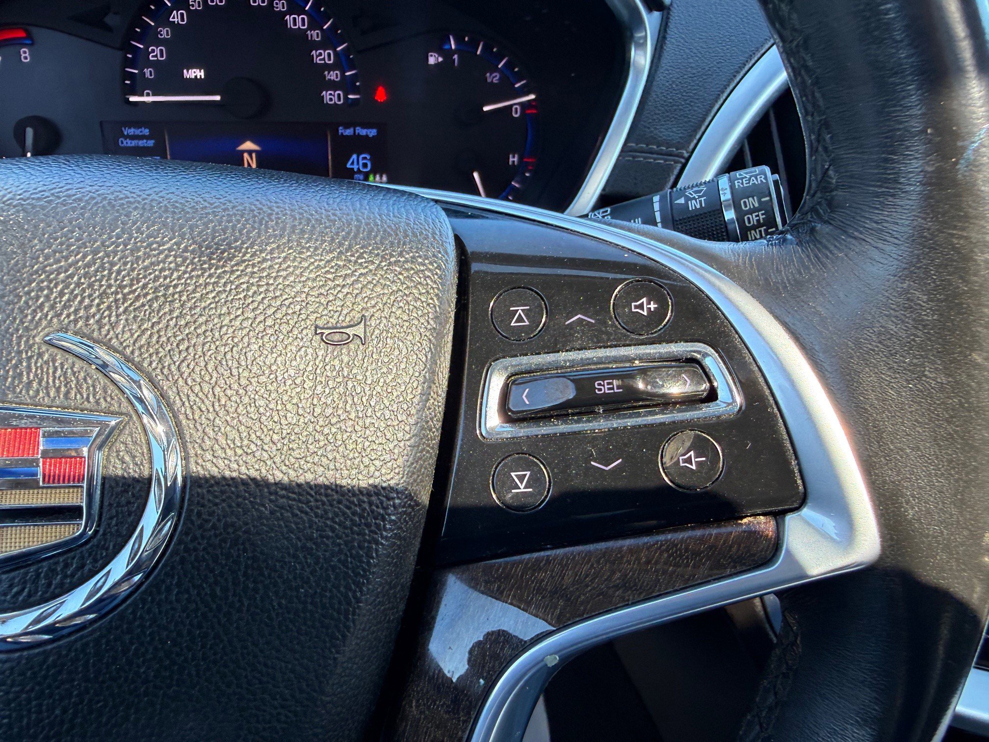 Used 2015 Cadillac SRX Luxury w/ Driver Awareness Package image 19