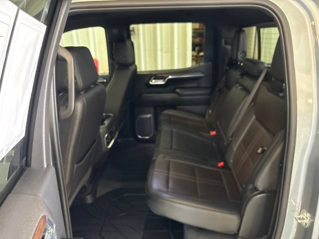 Used 2023 Chevrolet Silverado 1500 High Country w/ LPO, Dark Essentials Package AWD/4WD image 29