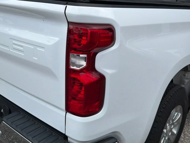 Used 2024 Chevrolet Silverado 1500 W/T w/ WT Value Package RWD image 12