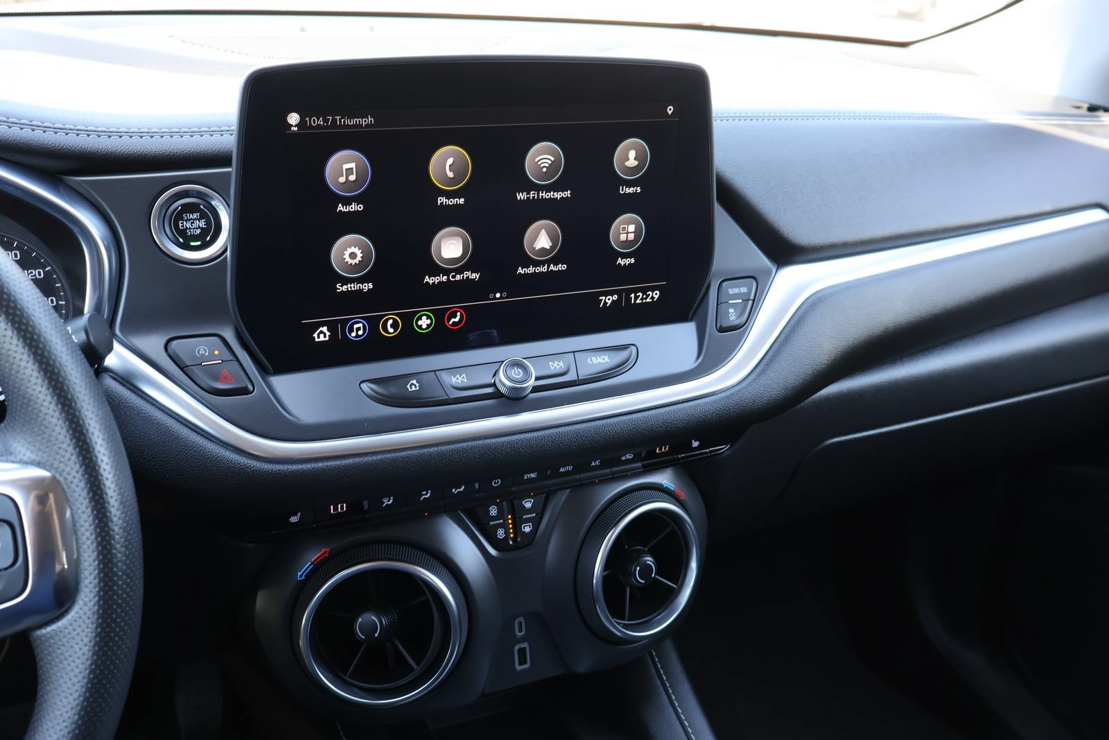 Used 2024 Chevrolet Blazer LT w/ Convenience Package FWD image 18