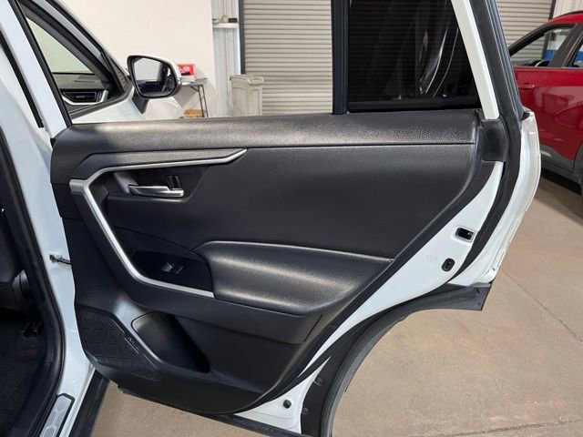 Used 2021 Toyota RAV4 XLE Premium w/ Carpet Mat Package (TMS) image 15