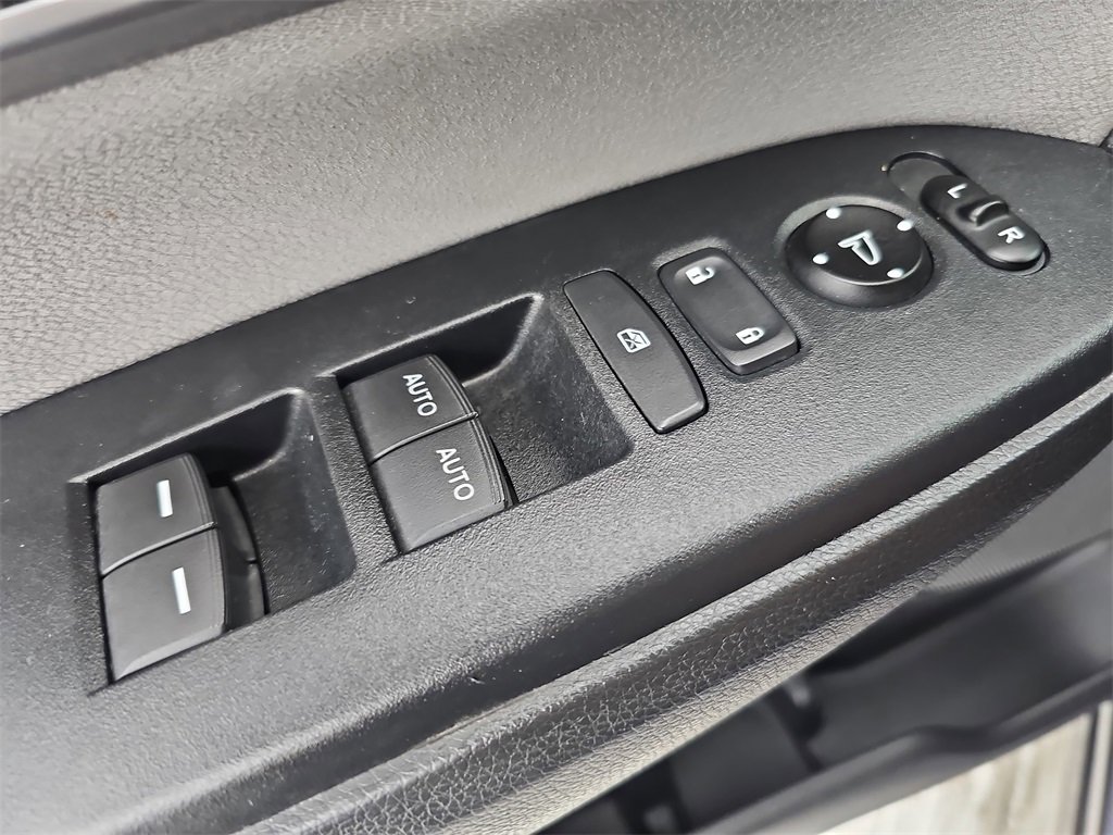 Used 2018 Honda CR-V EX image 33