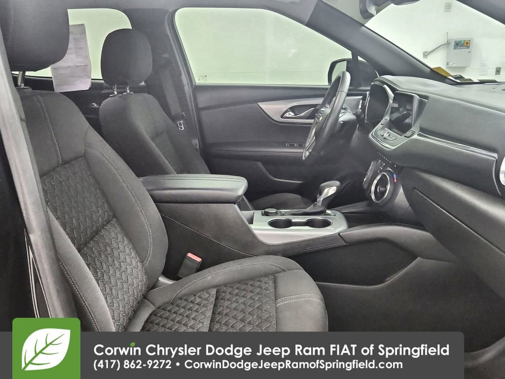 Used 2022 Chevrolet Blazer LT image 32