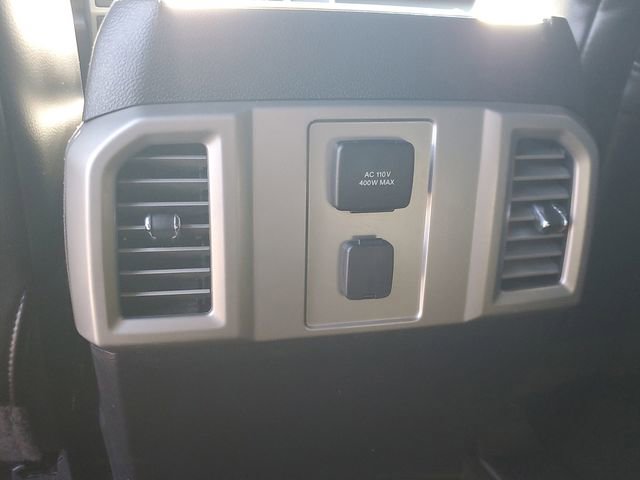 Used 2016 Ford F150 Lariat image 12