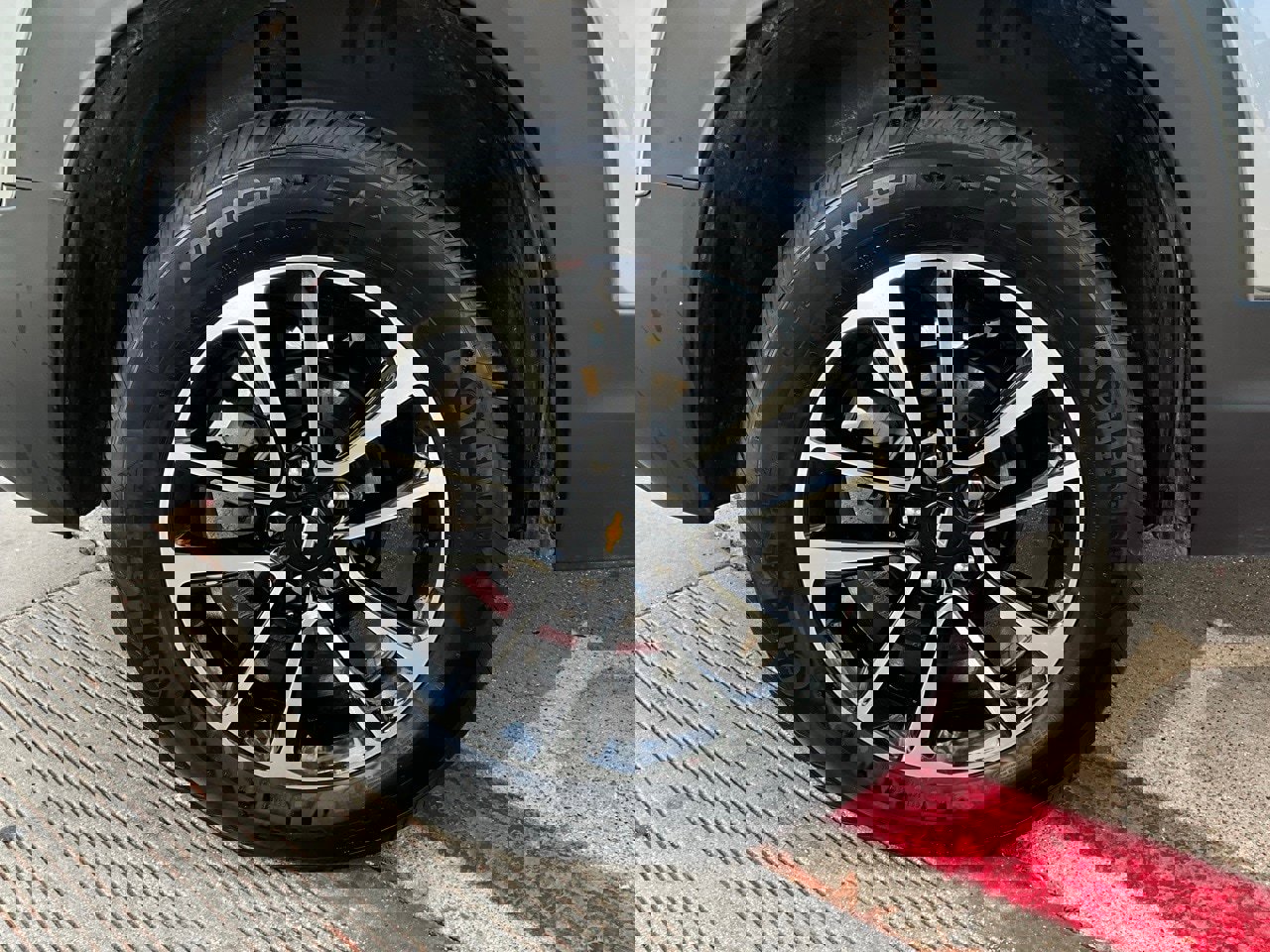 Used 2025 Chevrolet TrailBlazer LT image 9