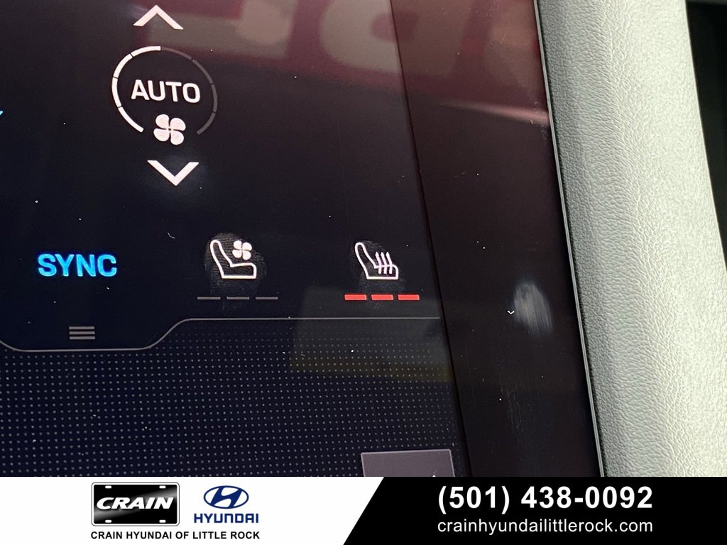 Used 2020 Porsche Taycan 4S w/ Premium Package image 21