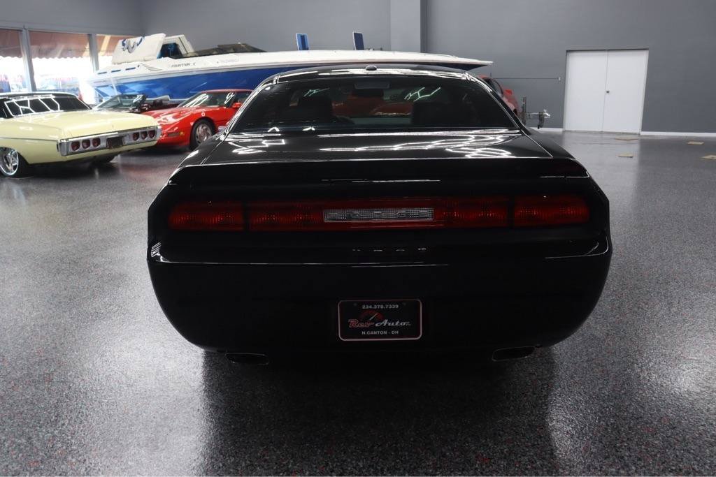 Used 2009 Dodge Challenger R/T RWD image 14